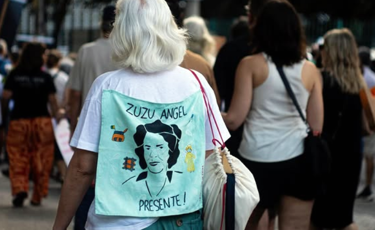 A 62 años del golpe cívico-militar, cientos de personas marcharon por las calles de São Paulo en protesta contra la violencia estatal y en defensa de la memoria